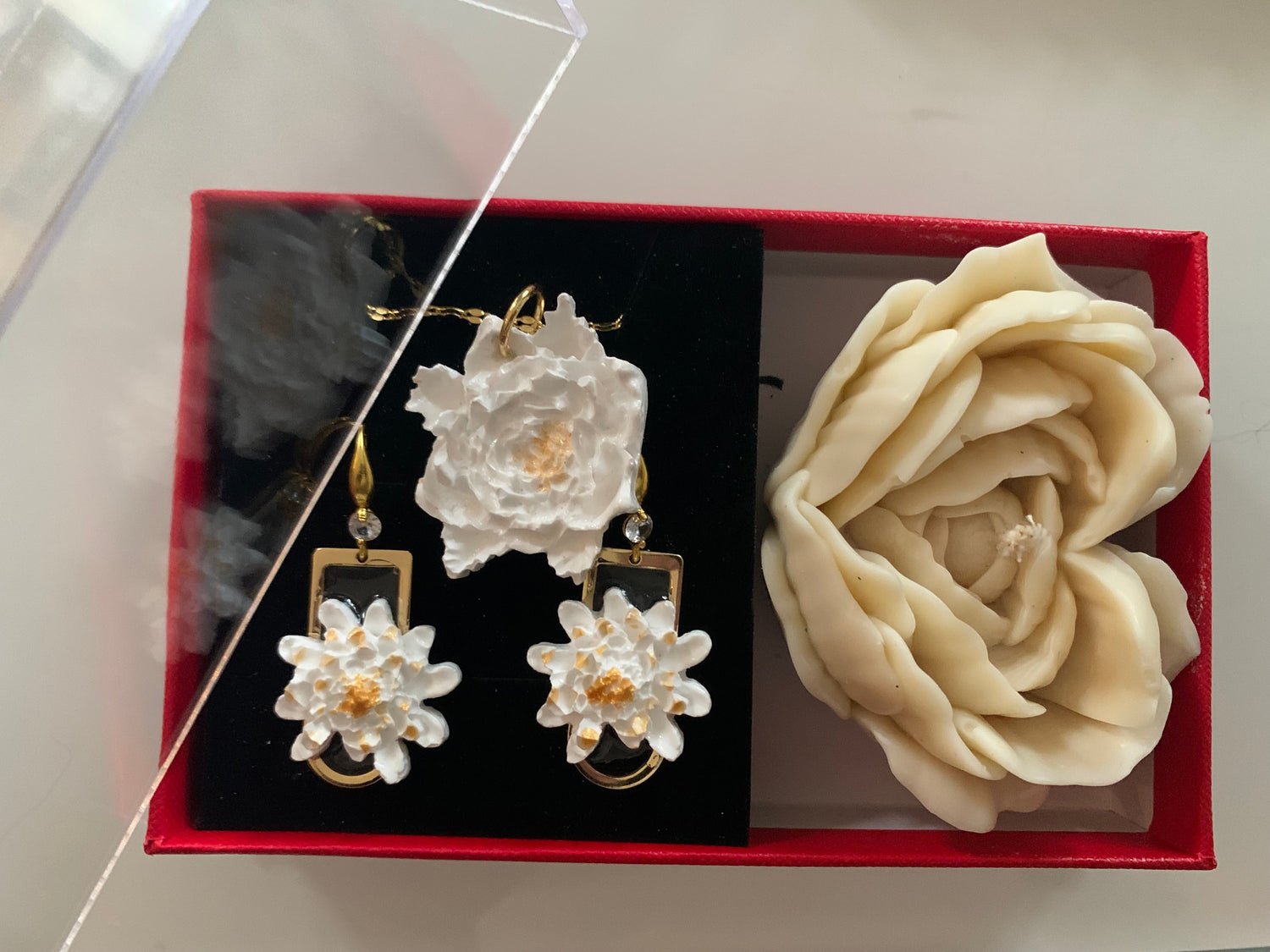 Les coffrets mixtes bougies et bijoux